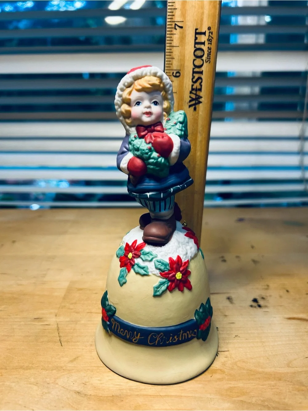 Vtg The Heritage Mint Ltd Holiday Collection Porcelain Christmas Bell 1998 Girl